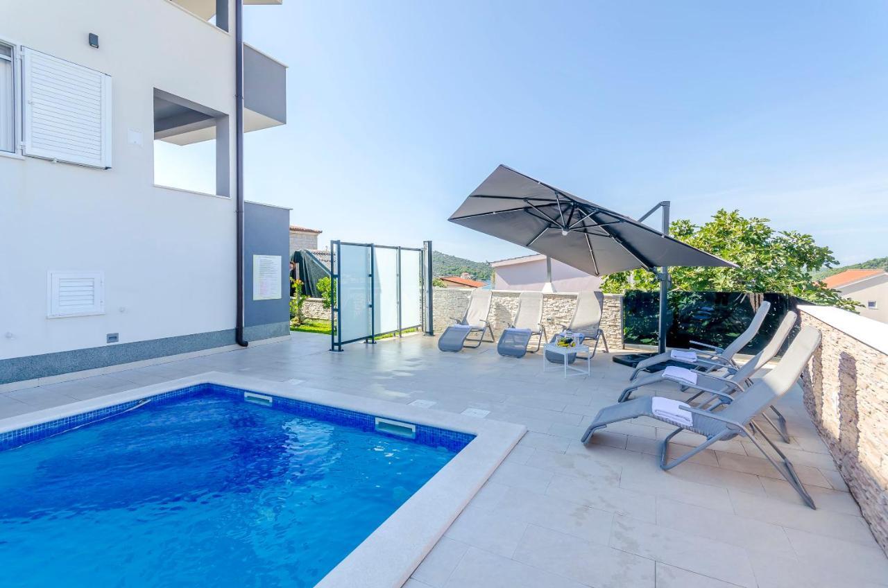 Apartments Katic Ражань Экстерьер фото